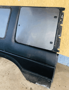 Błotnik tylny tył prawy Land Rover Discovery 1 I 3-drzwiowy 4