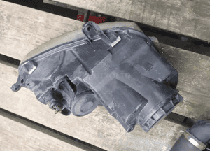 .  PRZOD PRZEDNIA LAMPA LEWA VOLKSWAGEN GOLF V 3