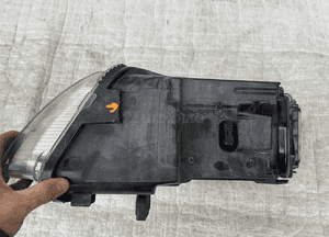 Audi A6 C6 lift bixenon prawy skrętny led 08- 4