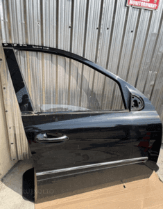 Mercedes ML GL 164 drzwi przód czarne c197 chrom zamek szyba listwa key less go klamka 9