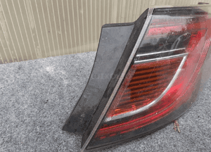 Lampa tył tylna prawa mazda 6 ii oryginał wysyłka! 2