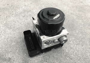 Pompa ABS Porsche Macan 95B614517D 95B907379D 1