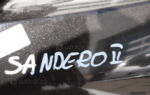 Dacia Sandero II zderzak przedni 7