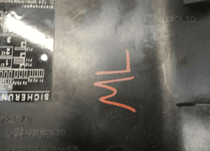 Osłona nakładka listwa progu słupka prawy przód Mercedes ML W163 A1636801080 A1636880035 8