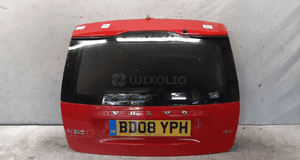 Klapa bagażnika tył tylna volvo V50 kombi czerwony 612-46 1