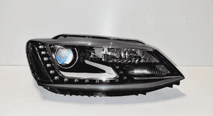 Reflektor prawy xenon vw jetta ii lift 5C7 europa 1