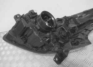 Lampa przednia przód prawa renault trafic iii 3 260106569R 2014-2019 19