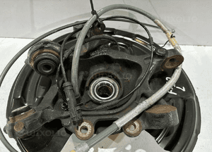 BMW 1 F20 2 F22 Zwrotnica piasta tył L - 16225 2