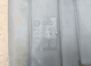 Audi A4 B8 zbiorniczek wyrównawczy chłodnicy 8K0121403C 2
