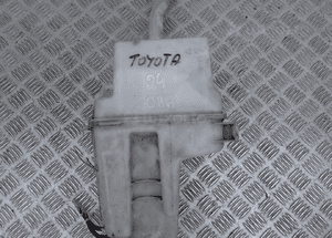 Zbiorniczek spryskiwaczy toyota corolla verso 1