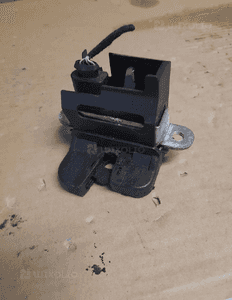 zamek klapy tylnej passat b6 kombi 1k6 827 505 5
