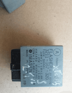 Mazda 626 323 323f  MX-6 MX-5 MX-3 Xedos Przerywacz kierunkowskazów przekażnik 4