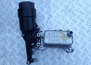 PODSTAWA FILTRA OLEJU A6511801065 MERCEDES W176