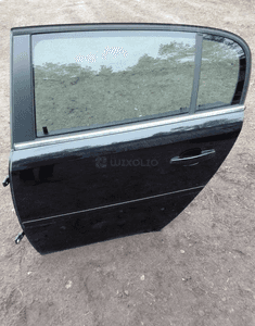 Opel signum lift drzwi lewe tylne Z20R