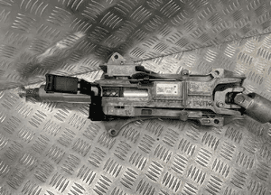 MERCEDES W205 KOLUMNA KIEROWNICZA A2054604116 3