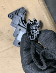 Czujnik moduł blokada fotela kierowcy Mercedes W207 A2048702151 4