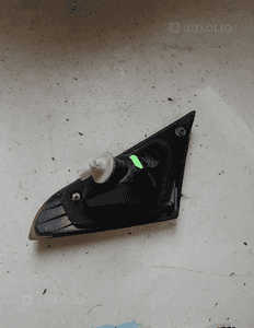 Mitsubishi COLT 6 VI CZ3 3D Lampa tylna w klapę LEWA 2