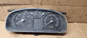 Licznik zegary oryginał Renault Laguna II 1.9 DCI 8200218863 1