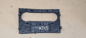 Ramka konsoli dekor panelu nawiewu Mercedes W245 A1696802336 3