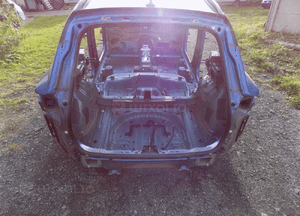 Volvo XC40 ćwiartka błotnik prawy tył 720 2