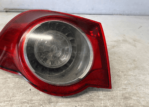 Lampa lewa tylna vw eos 1Q0945257A 2