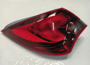 Opel astra j gtc opc lampa tył tylna lewa błotnika 2