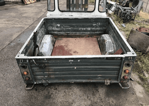 Wanna tylna land rover defender 130 pickup 2
