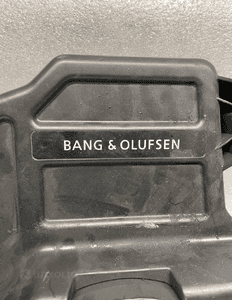 SUBWOOFER GLOSNIK BANG & OLUFSEN A1668202702 ORG 2