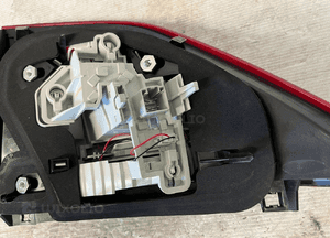 Lampa lewy tył tylna lewa volvo S60 ii w błotnik narożna 31395930 7