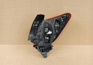 Lampa lewa tylna lewy tył toyota yaris iii lift led 17-19 2