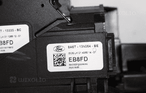 Przełącznik zespolony pod kierownicę FORD FIESTA MK7 LIFT  8A6T-13N064-BE 2