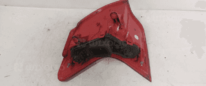 .  TYL TYLNA LAMPA PRAWA PEUGEOT 3008 2