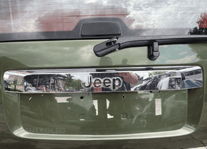 Jeep liberty cherokee kk blenda klapy chrom ładna 1