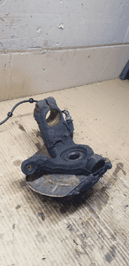 Zwrotnica lewy przód przednia lewa Skoda Roomster 1.4 TDI 6