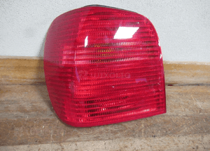 Lampa tylna tył lewa vw polo iii 3 hb lift 1999- 1