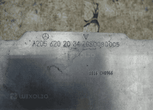 Mercedes c-klasa W205 belka zderzaka przód A2056202034 4