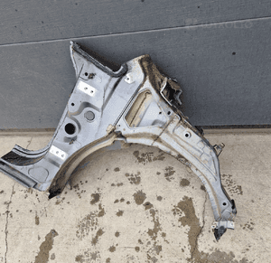 Opel corsa e 2014-19 cwiartka slupek prawy przod 1