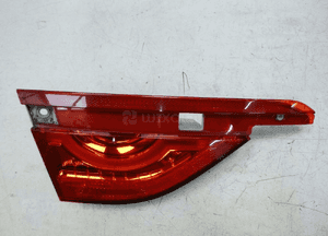 Jaguar xf X260 lampa lewy tył tylna lewa w klapę 4