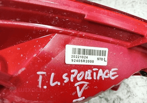 Lampa lewa tylna przeciwmgielna kia sportage 5 v 2021- 3