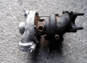 Mazda 3 6 2.2 d turbospręzarka SH01-13700 1