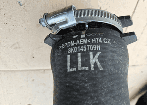 Audi A4 B8 1.8 TFSI rura wąż powietrza 8K0145673L 8K0145709H 4