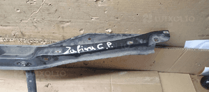 Pas przedni górny belka wzmocnienie Opel Zafira C 3