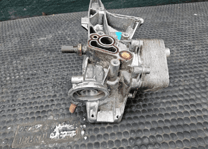 Podstawa 06H903143H 06J117021J Filtra Oleju Chlodniczka Lapa Wspornik Alternatora 1.8 2.0 TFSI AUDI A4 B8 A5 A3 VW 27