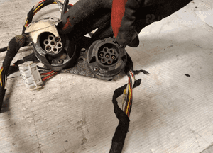 RANGE ROVER L322 LIFT 05R GNIAZDO WIĄZKA HAKA HOLOWNICZEGO 3