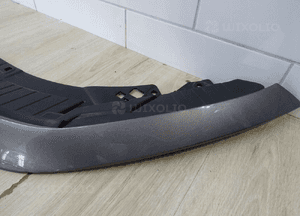 Mercedes W243 H243 eqb eqa maskownica góra pasa zderzaka A2438851401 7