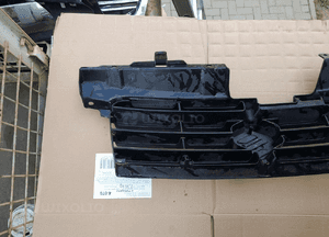 Suzuki ignis maskownica / grill / atrapa górna chłodnicy 5