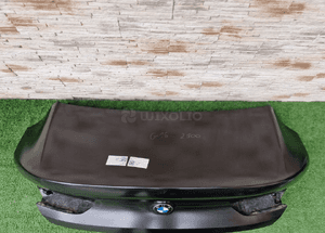 Klapa tył bmw 8 G16 2