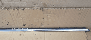 Listwa zgarniająca drzwi prawy przód chrom VW Passat B5 FL 3B0837478E 3