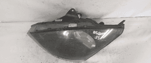 Przod przednia lampa lewa ford focus MK1 ciemna 3