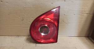 Lampa prawy tył w klapę nr 1K6945094F  vw golf v hb 1